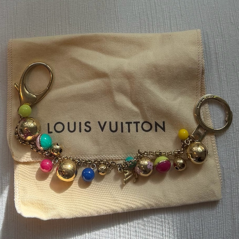 LOUIS VUITTON Chaine Grelots Key Holder Bag Charm - Picture 4 of 4